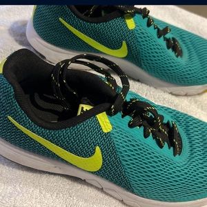 Nike running size 7
